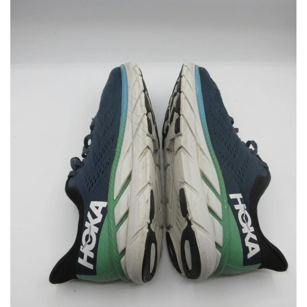 Hoka One One hoka one
